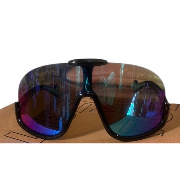 Authentic Moncler VISSEUR Unisex Sunglasses Brand New ML0230 main image 9